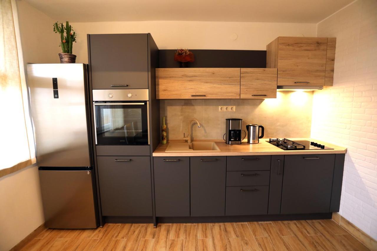 Apartament Klara-Centar Pola Esterno foto